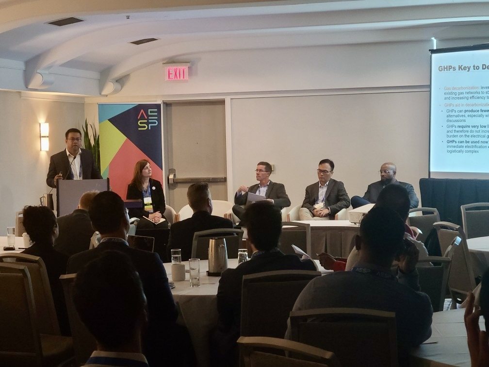 Mehmud Iqbal presenting at AESP Summer Conference / Flex Connect